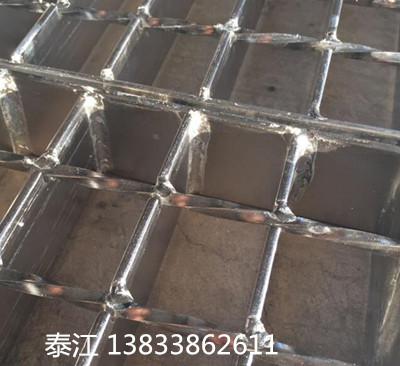 不銹鋼鋼鋼格板規(guī)格型號、價格、生產廠家 泰江